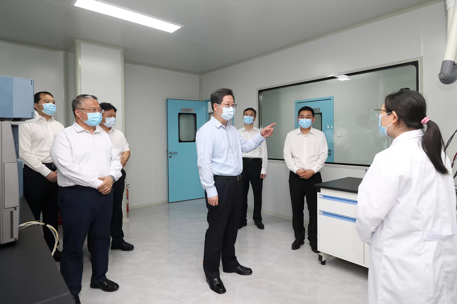 樓陽生:建設對外開放橋頭堡樞紐經濟新高地